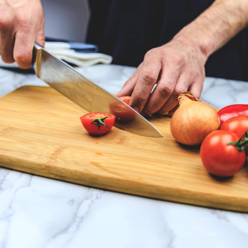 chopping board - tomato cut